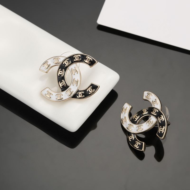 Ch**el earrings